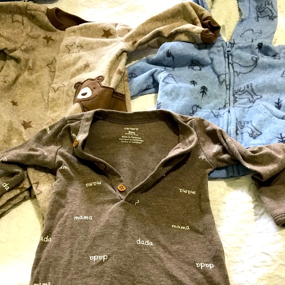 Baby’s Lot of 3 Carter’s Gown Bear Fleece Sleeper and Blue Fleece Jacket. 3-6 mo